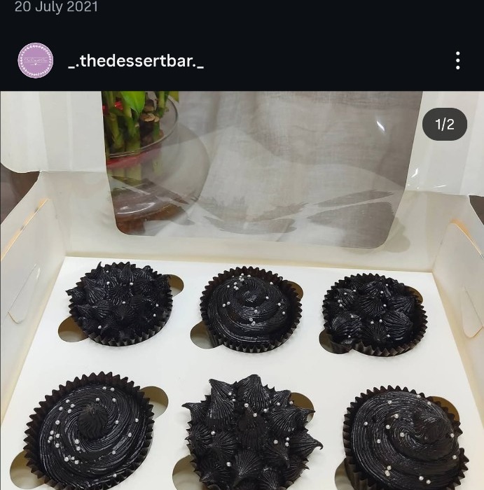 Dark chocolate cupcakes